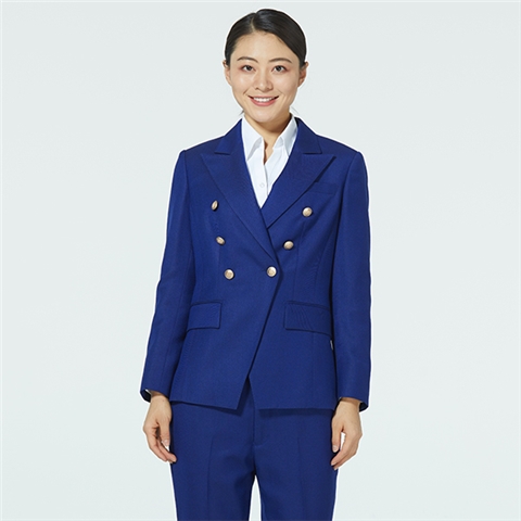 時(shí)尚寶藍色西服