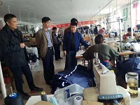 看工服美車(chē)間的做工細節